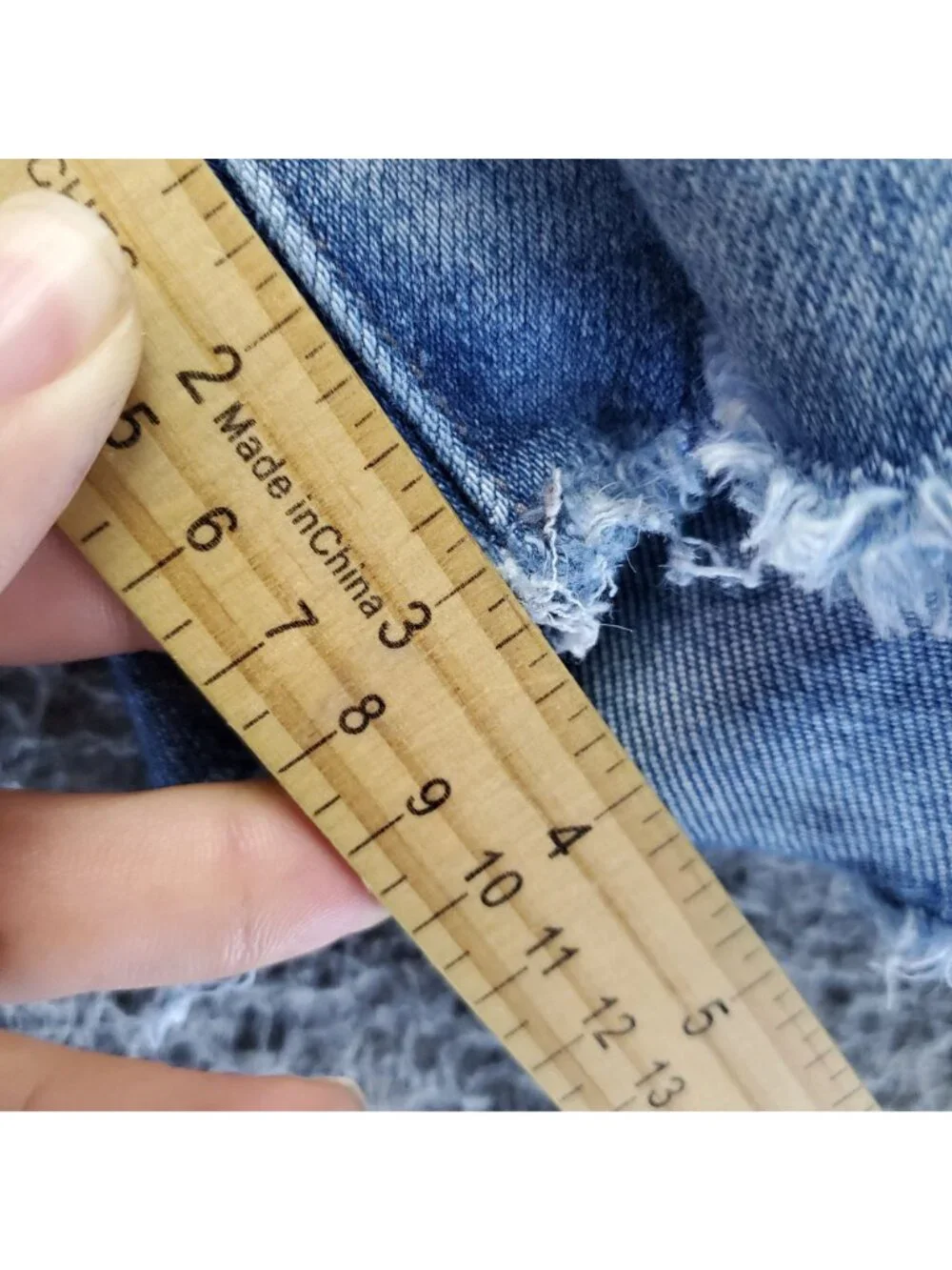 KanCan Shorts Womens Large Blue Denim Frayed Hem High-Rise Stretchy Jorts *Read*